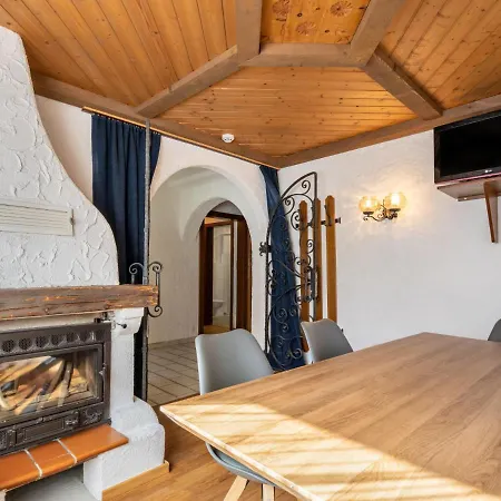 Nadine-8 By Interhome